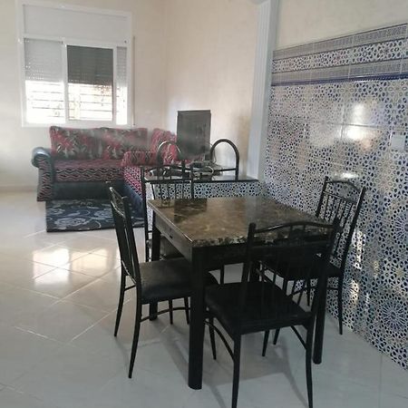 Top Appartement Equipe Pour Les Familles Kenitra Bagian luar foto