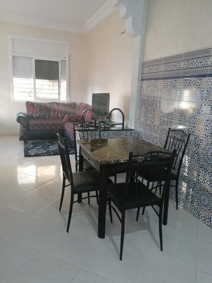 Top Appartement Equipe Pour Les Familles Kenitra Bagian luar foto