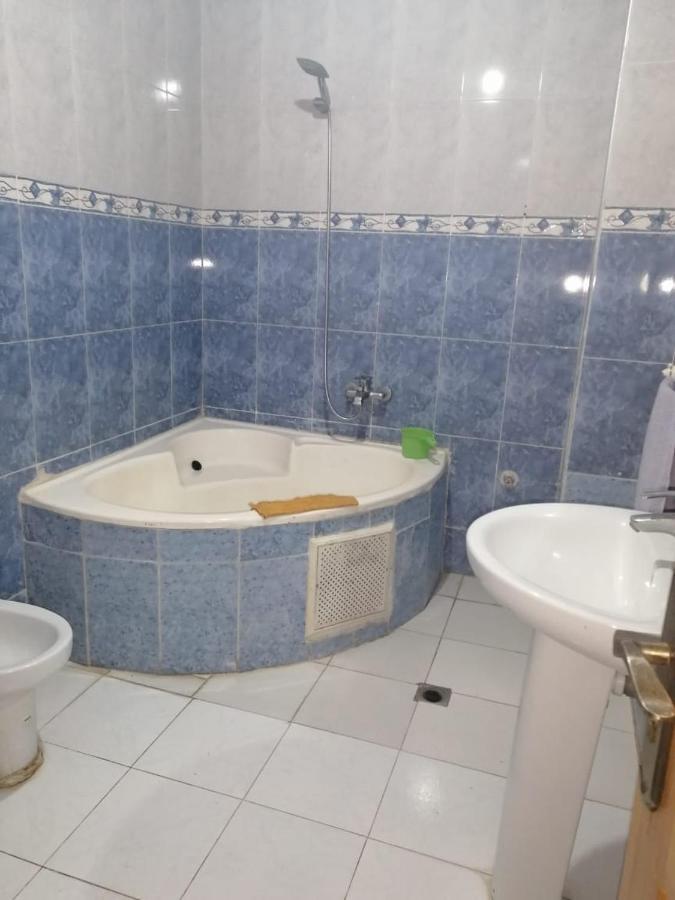 Top Appartement Equipe Pour Les Familles Kenitra Bagian luar foto
